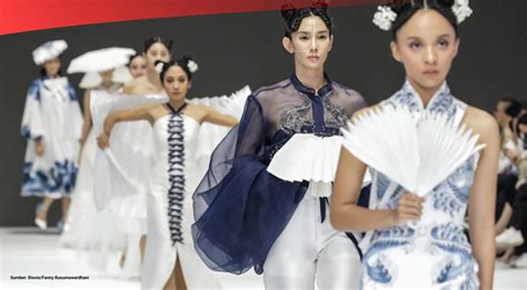  Jakarta Fashion Week: Een explosie van kleur en creativiteit ontketend door de visionaire Maharani Dewi